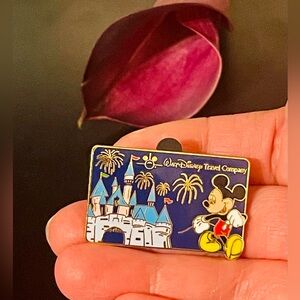 Walt Disney Travel Company Collectable & Limited Edition Pin, NWOT